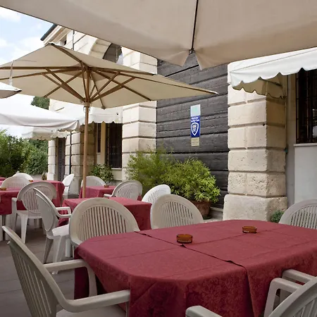 Residenza D'epoca Posta Vecia Hotel 3*
