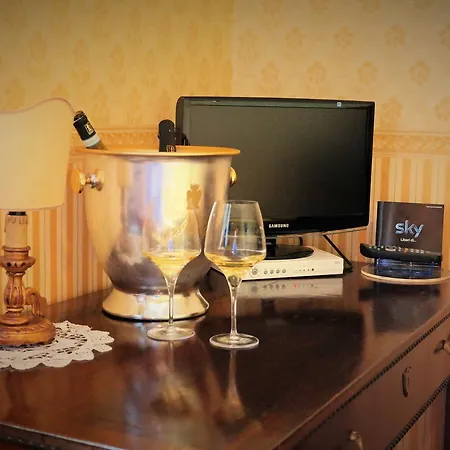Hotel Residenza D'epoca Posta Vecia 3*