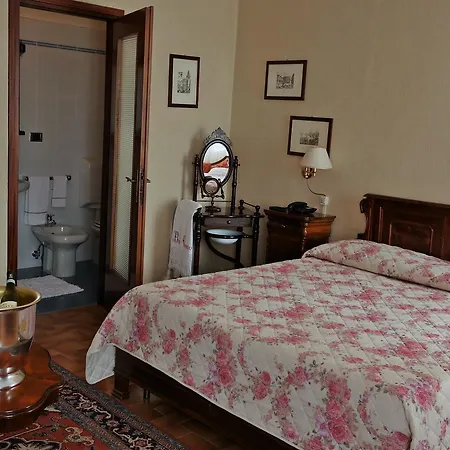 מלון Residenza D'epoca Posta Vecia 3*
